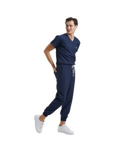 With this WIO jogger set in navy blue you'll get that all-day comfort feeling.