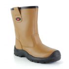 The 9049 rigger boot with protective toe cap with scuff guard